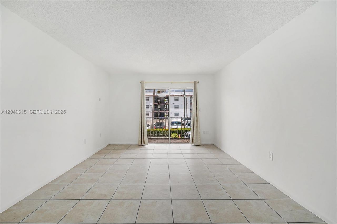 6200 W Flagler St, Unit 208, Miami, FL 33144 Photo