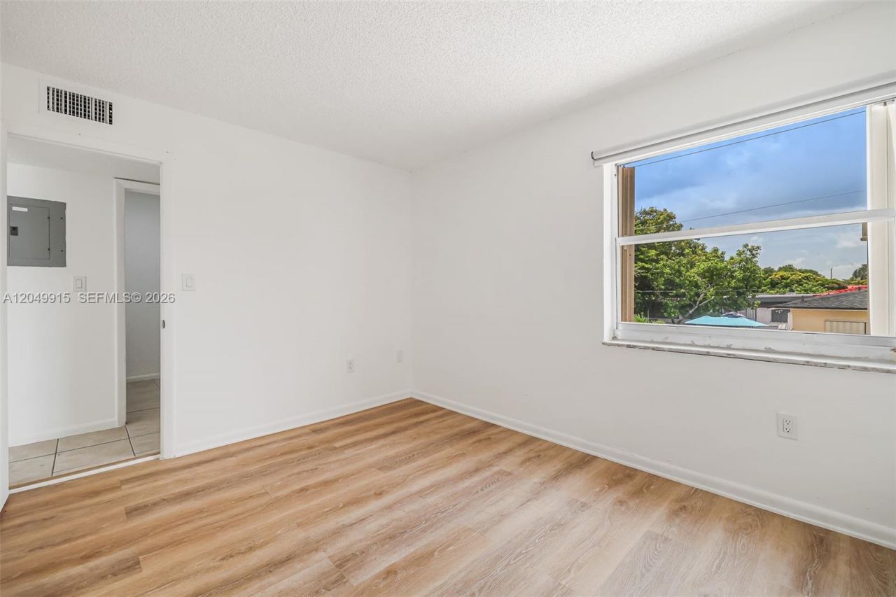 6200 W Flagler St, Unit 208, Miami, FL 33144 Photo