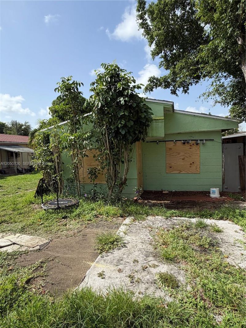 2954 NW 91st St , Miami, FL 33147 Photo