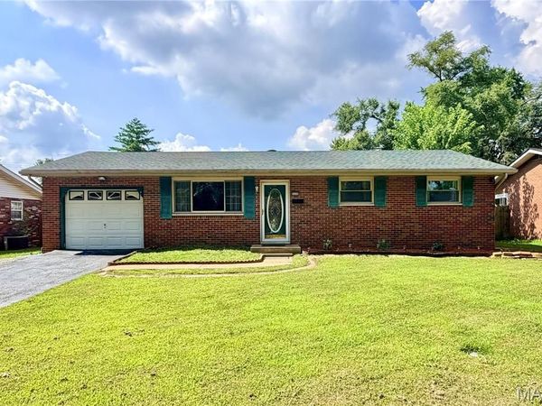 2608 Angela Drive, Granite City, IL 62040