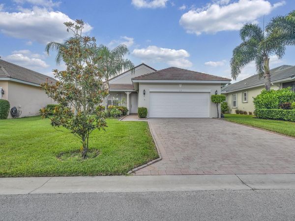 113 NW Swann Mill Circle, Port St. Lucie, FL 34986