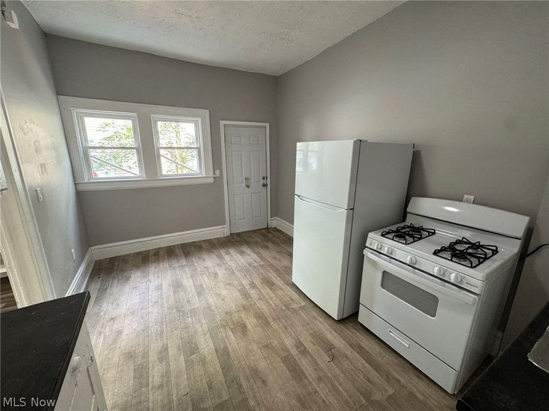 674-676 Carlysle Street, Akron, OH 44310 Photo 10