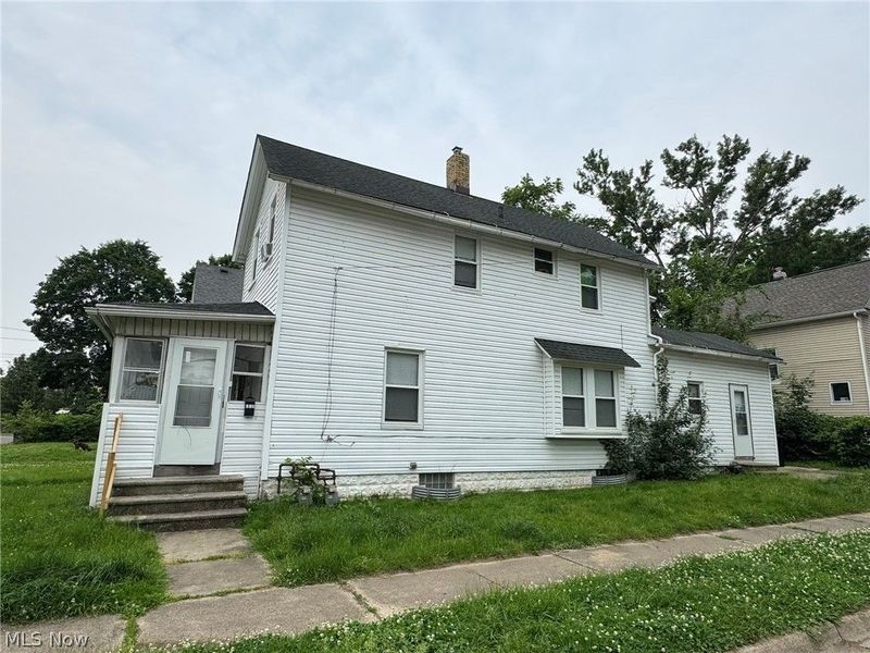 674-676 Carlysle Street, Akron, OH 44310 Photo 19