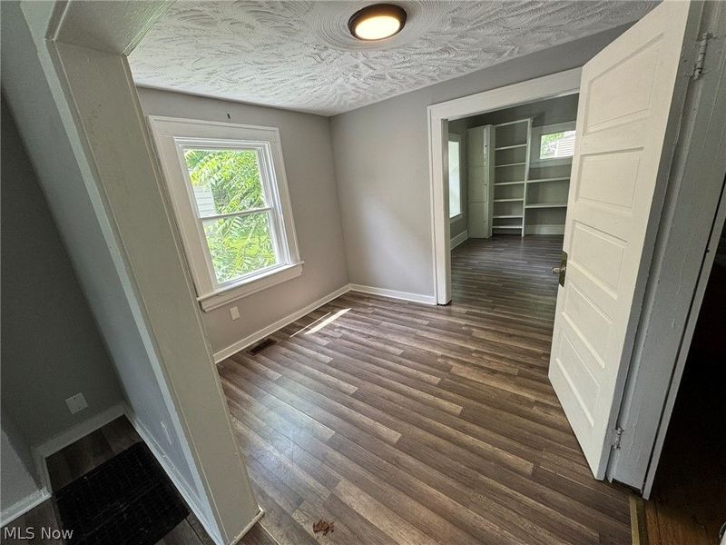 674-676 Carlysle Street, Akron, OH 44310 Photo 4