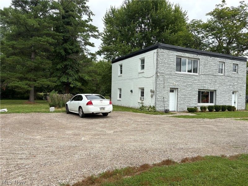 4006 Center Road, Ashtabula, OH 44004 Photo 2