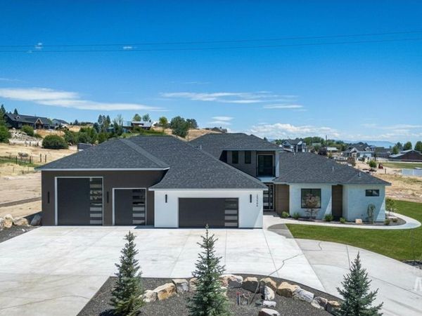 23904 Southview Ln, Middleton, ID 83644