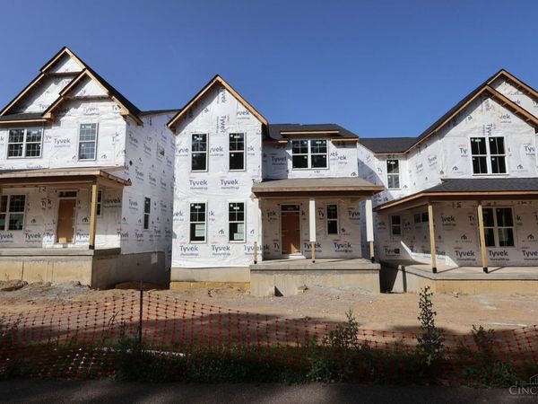 5716 Chesapeake Trail, Unit 23, Green Twp, OH 45248