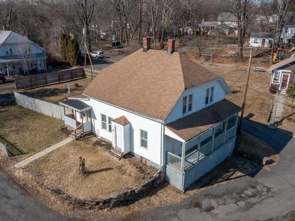 2 Cordes Ct, Unit 2, South Hadley, MA 01075