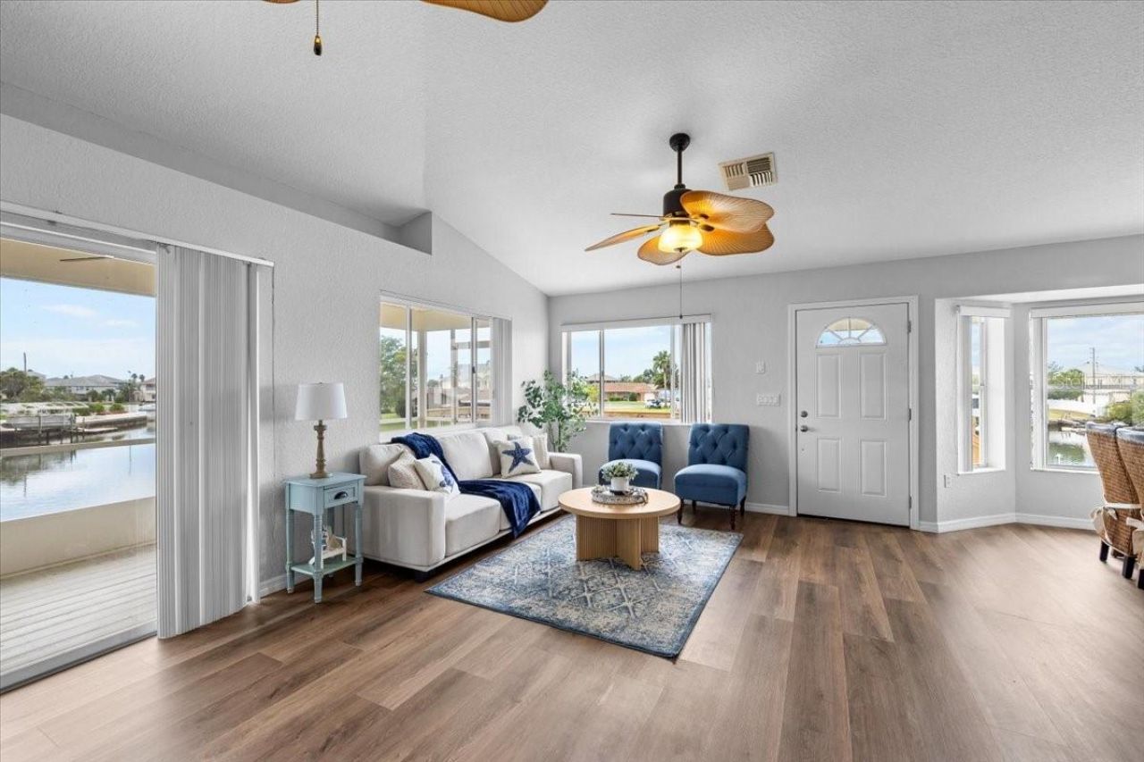 4365 4th Isle Drive, Hernando Beach, FL 34607 Photo