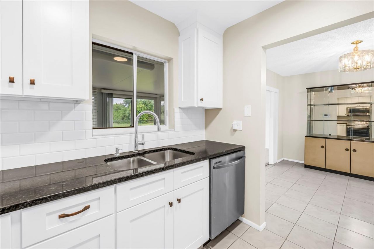 5812 16th Lane Ne, Saint Petersburg, FL 33703 Photo