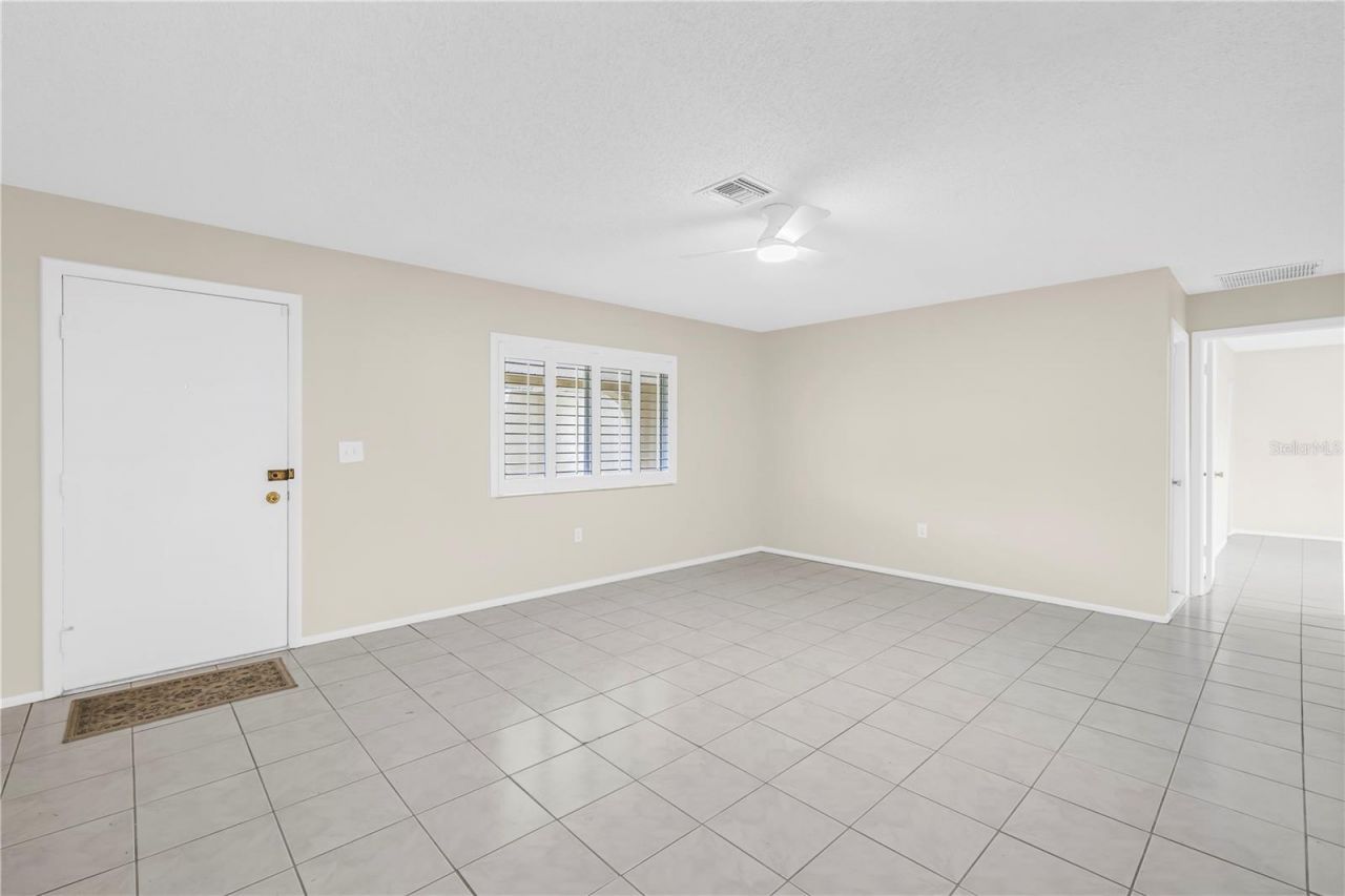 5812 16th Lane Ne, Saint Petersburg, FL 33703 Photo