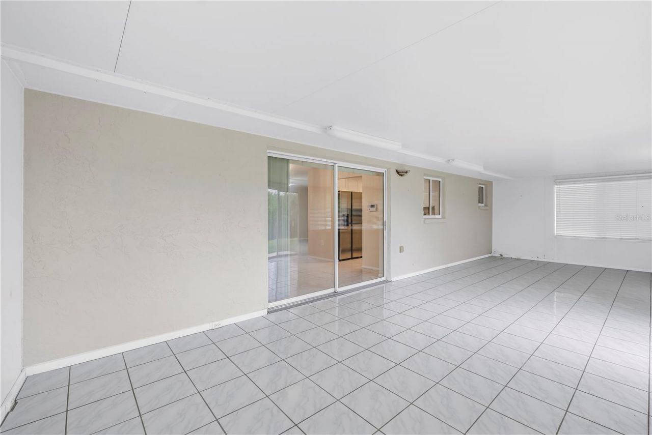 5812 16th Lane Ne, Saint Petersburg, FL 33703 Photo