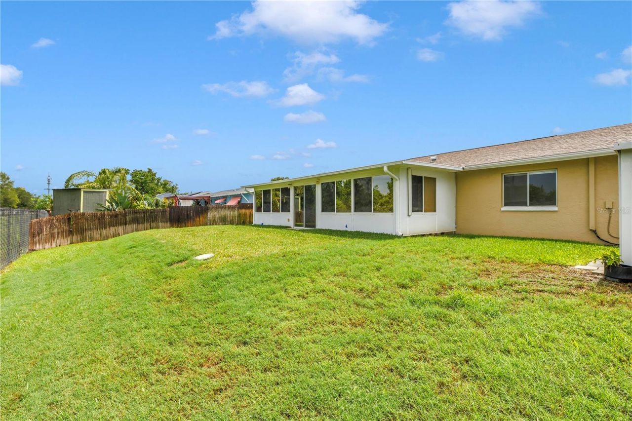 5812 16th Lane Ne, Saint Petersburg, FL 33703 Photo