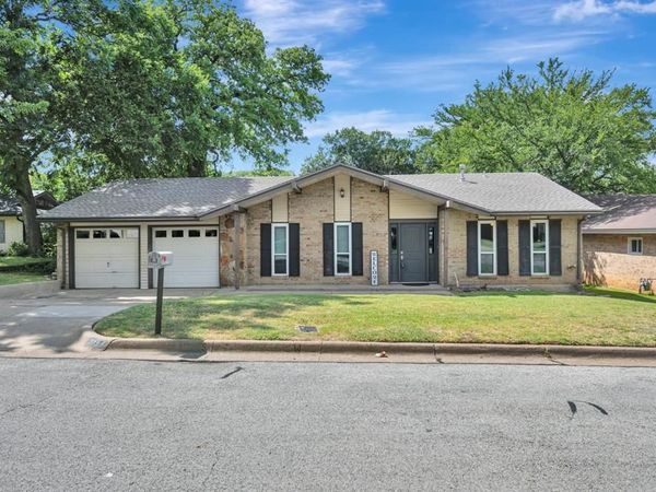 2727 Buffalo Drive, Arlington, TX 76013