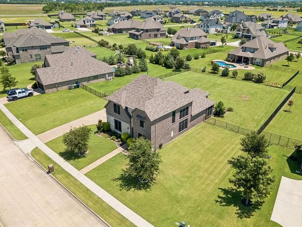 1116 Macgregor Lane, Gunter, TX 75058
