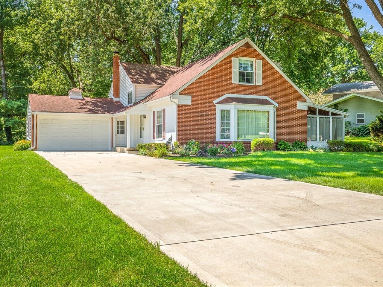 6211 Columbine Boulevard, Rockford, IL 61108 Main Photo