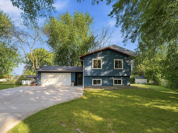 176 Cottonwood Court, Stillwater, MN 55082
