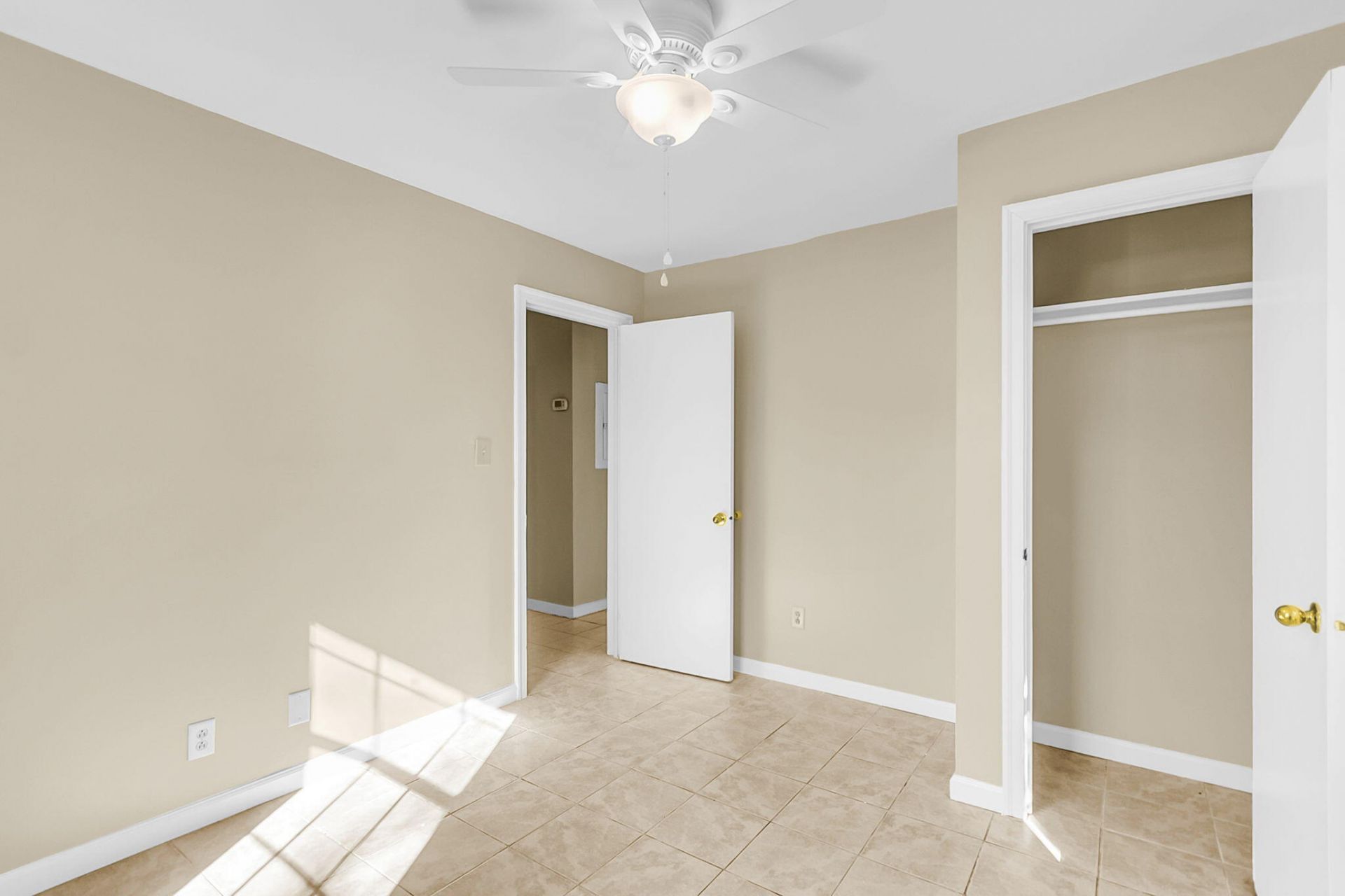 1507 Evergreen Street Photo 11