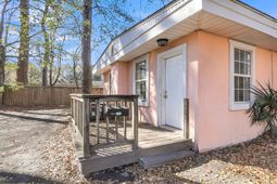 1507 Evergreen Street photo 4
