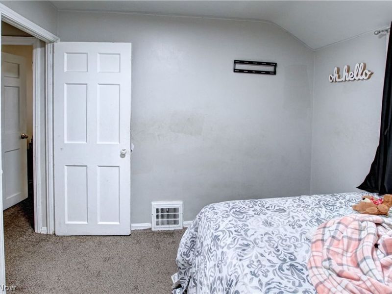 16114 Delrey Avenue, Cleveland, OH 44128 Photo 21