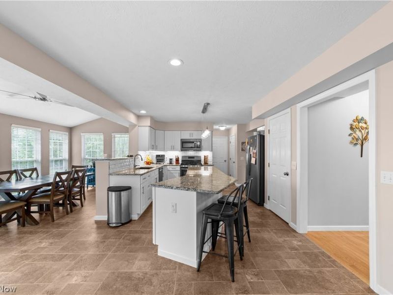 4712 Churchill Drive, Avon, OH 44011 Photo 13