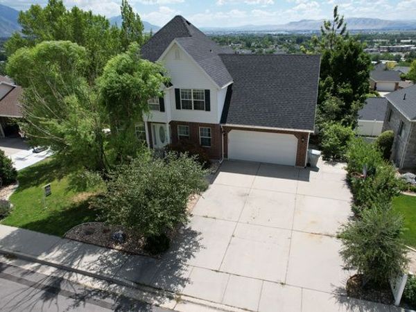 1083 N 700 E, Springville, UT 84663