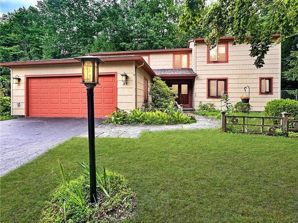 23 Northfield, Pittsford, NY 14534