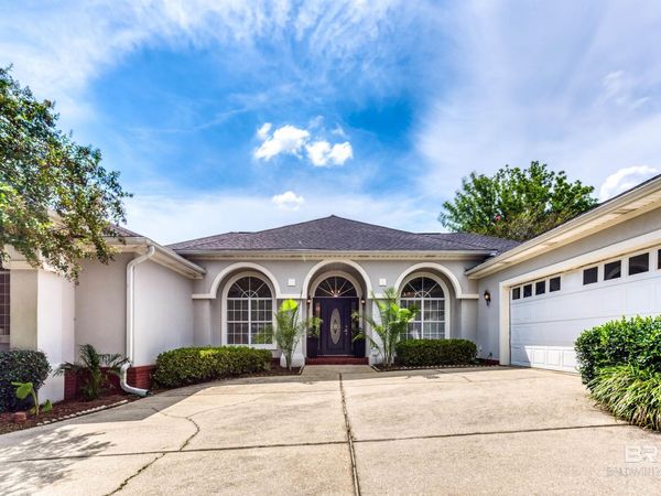 202 Lakeridge Drive, Fairhope, AL 36532