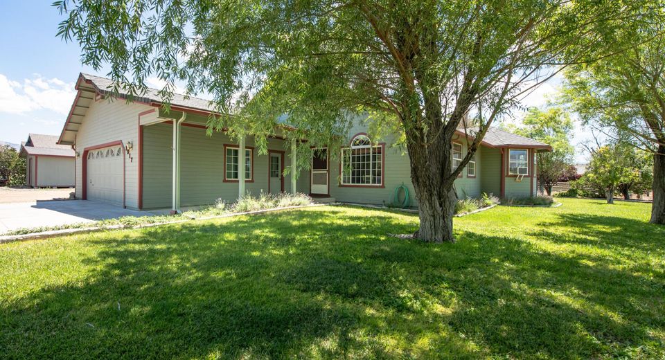 1917 Arabian Lane, Gardnerville, NV 89410 Photo