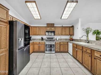 1251 Satellite Drive, Sparks, NV 89436 Photo