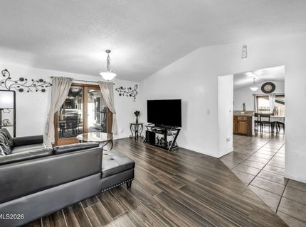 1251 Satellite Drive, Sparks, NV 89436 Photo