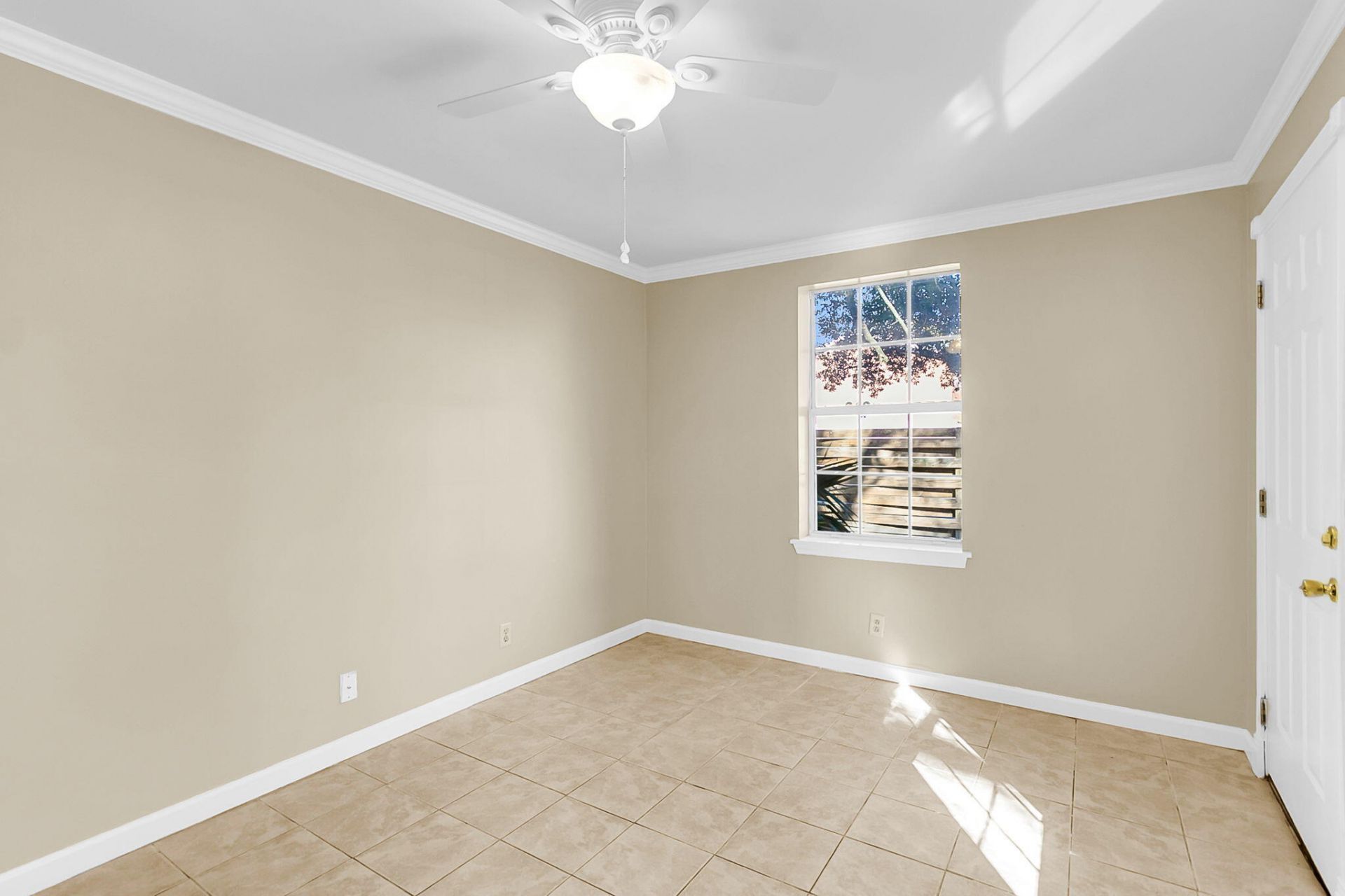 1507 Evergreen Street Photo 7