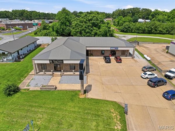 1213 M- South Highway 63 , Houston, MO 65483