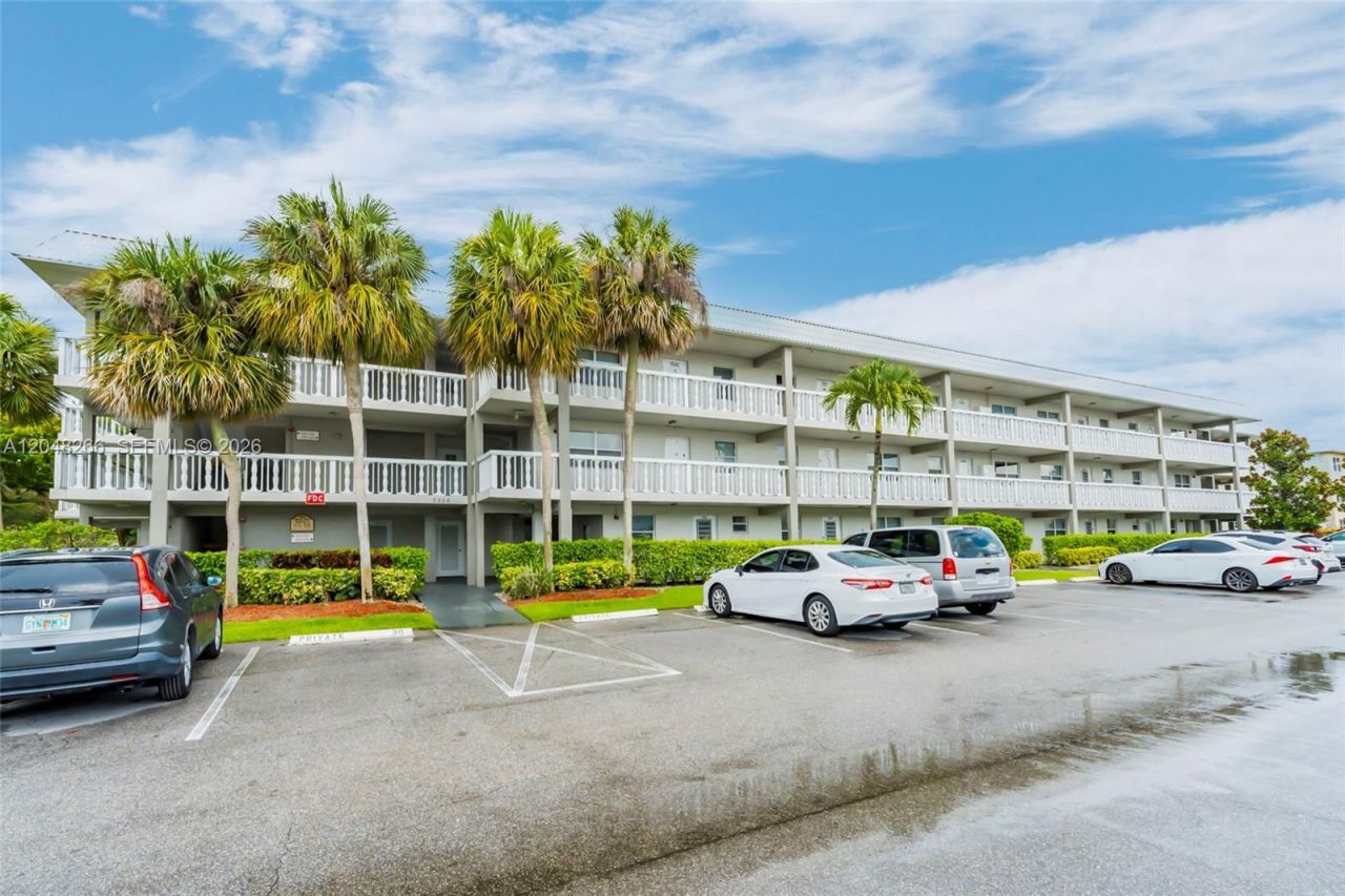 9856 Marina Blvd, Unit 1329, Boca Raton, FL 33428 Photo