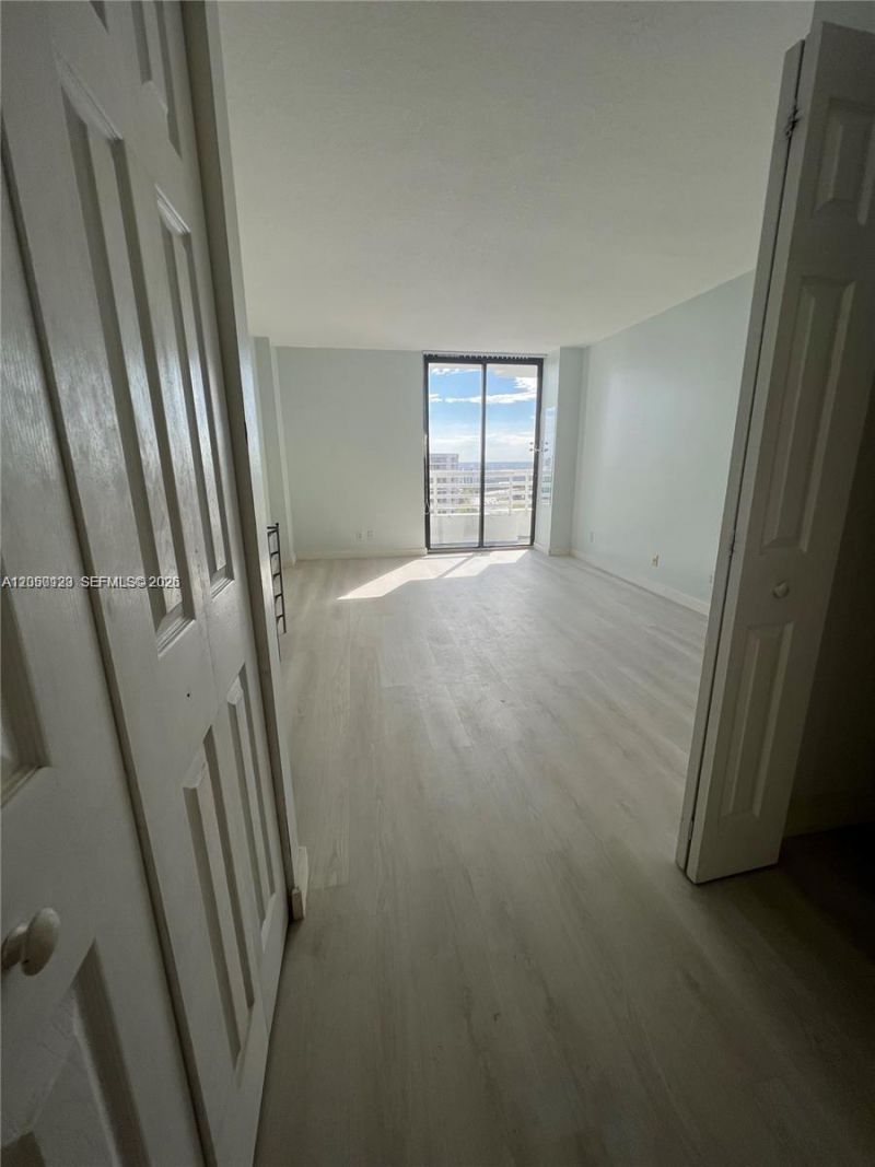 3300 NE 192nd St , Unit PH05, Aventura, FL 33180 Photo