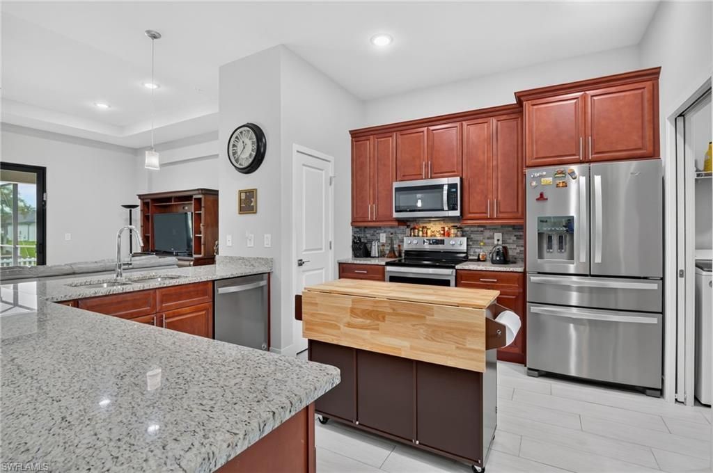 307 Gleason Pkwy, Cape Coral, FL 33914 Photo