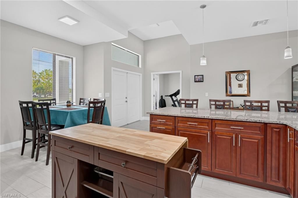 307 Gleason Pkwy, Cape Coral, FL 33914 Photo