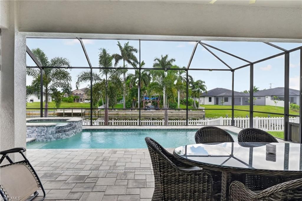 307 Gleason Pkwy, Cape Coral, FL 33914 Photo