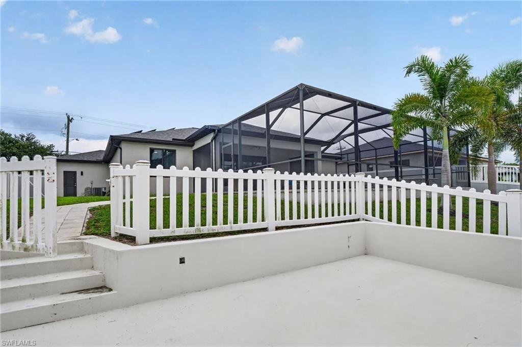 307 Gleason Pkwy, Cape Coral, FL 33914 Photo
