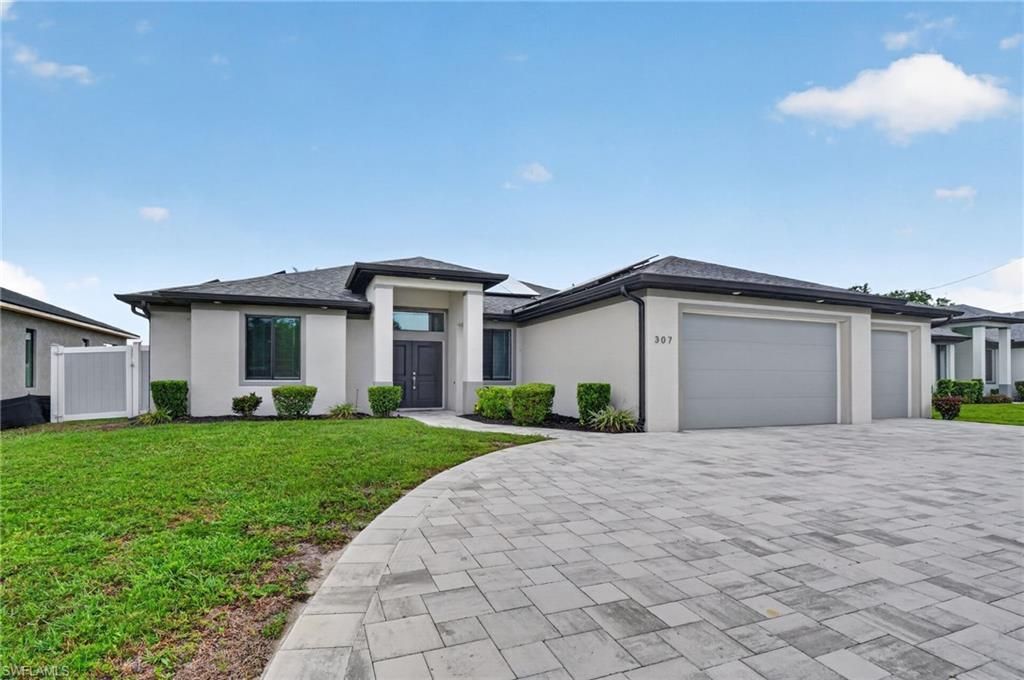 307 Gleason Pkwy, Cape Coral, FL 33914 Photo