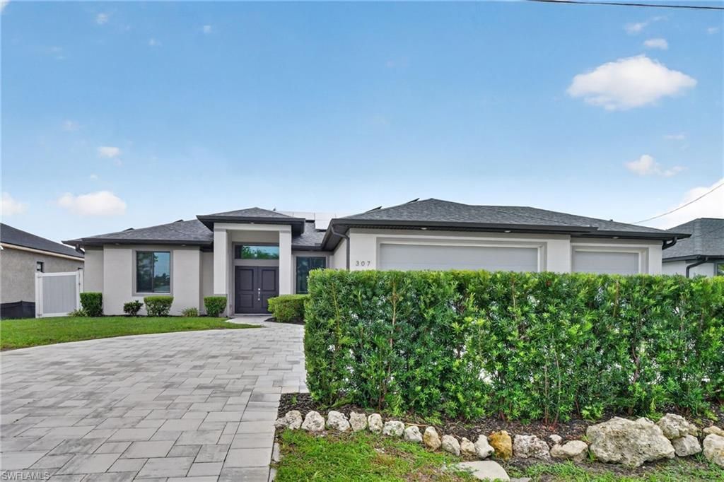 307 Gleason Pkwy, Cape Coral, FL 33914 Photo