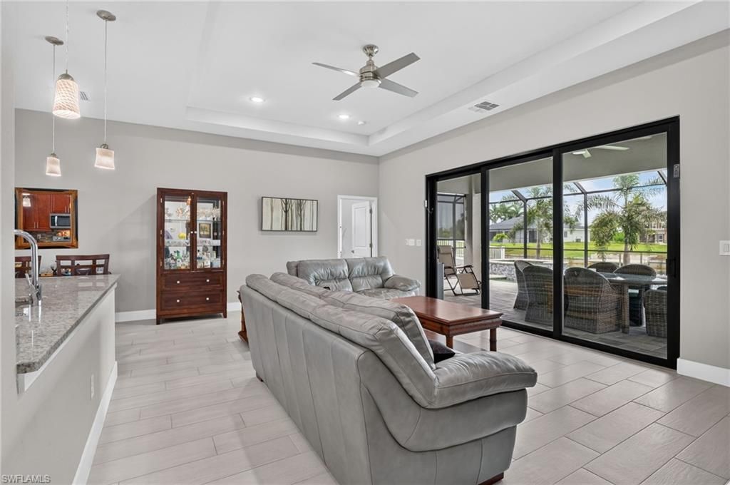 307 Gleason Pkwy, Cape Coral, FL 33914 Photo