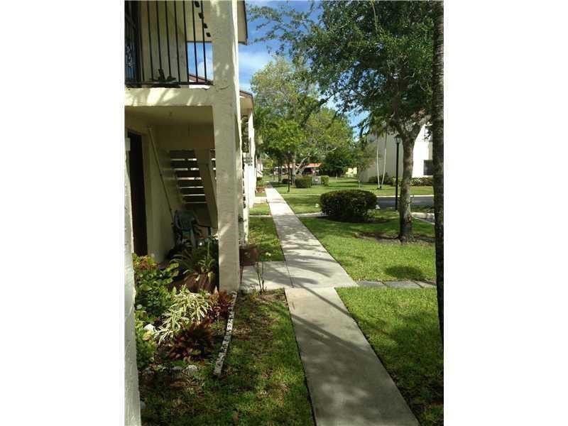 11318 Taft Street, Pembroke Pines, FL 33026 Photo