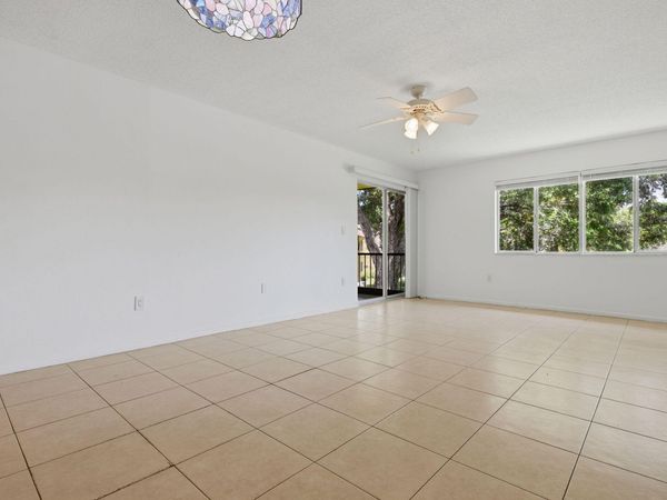 824 SW 9th Street Circle, Unit 201, Boca Raton, FL 33486