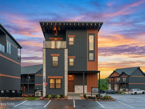 297 Rambling Creek Way, Sevierville, TN 37862