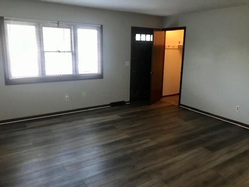 1427-1429 Bradshire Drive, Columbus, OH 43220 Photo 10