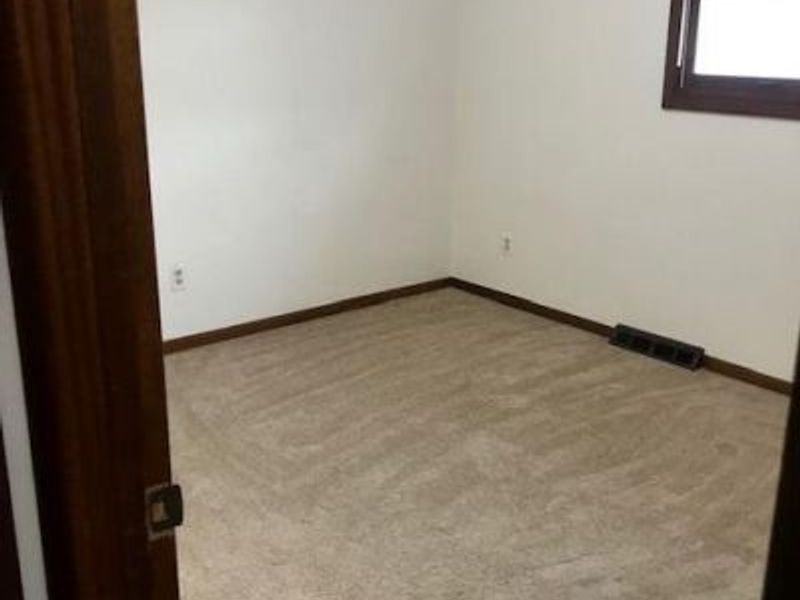 1427-1429 Bradshire Drive, Columbus, OH 43220 Photo 18