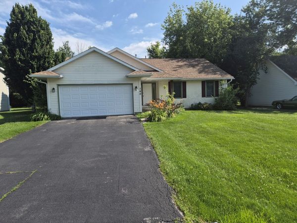 140 LAMPLIGHTER , Poplar Grove, IL 61065