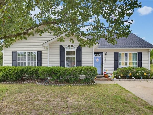 2459 Shadow Valley Road , High Point, NC 27265