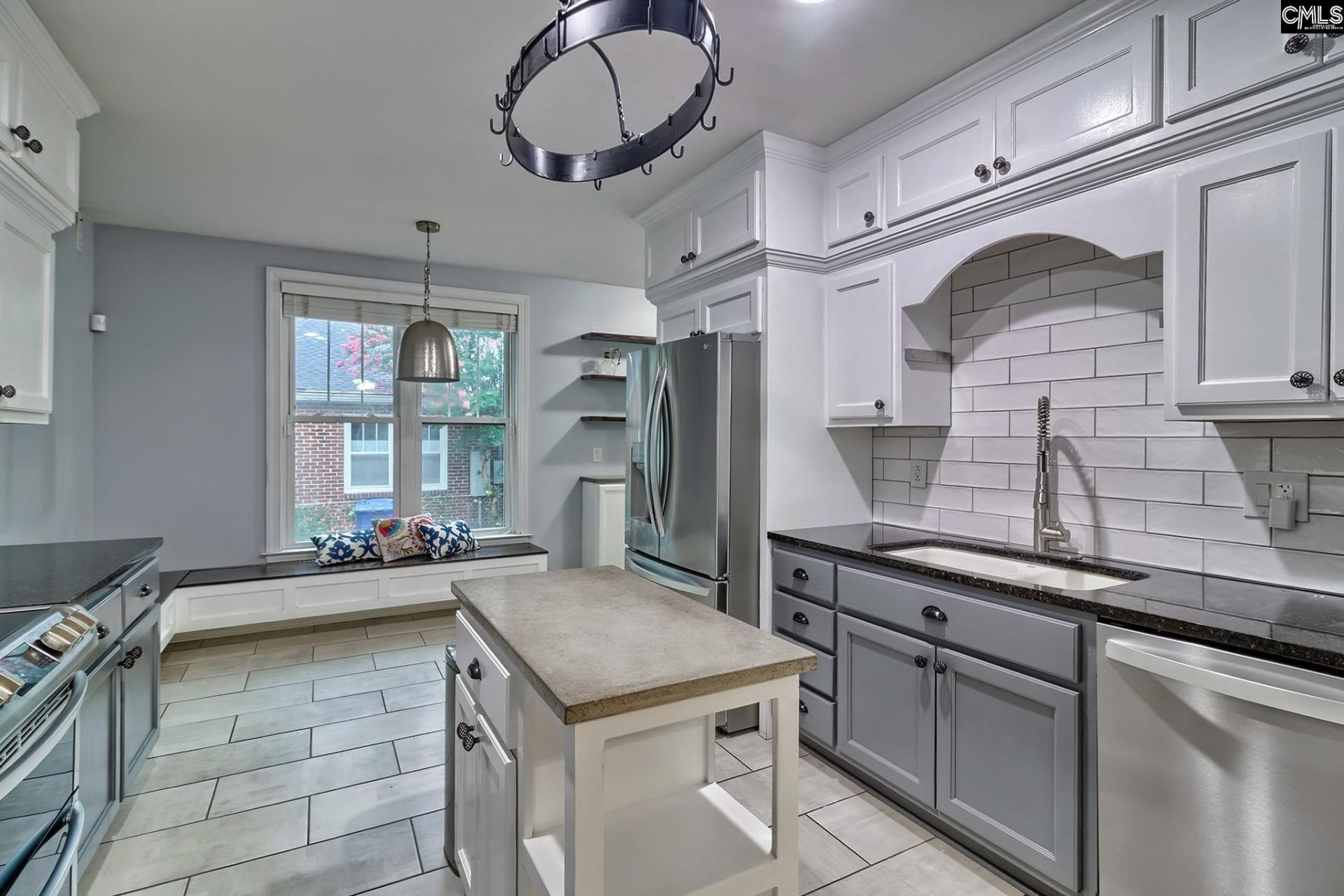 2806 Burney Drive Photo 4